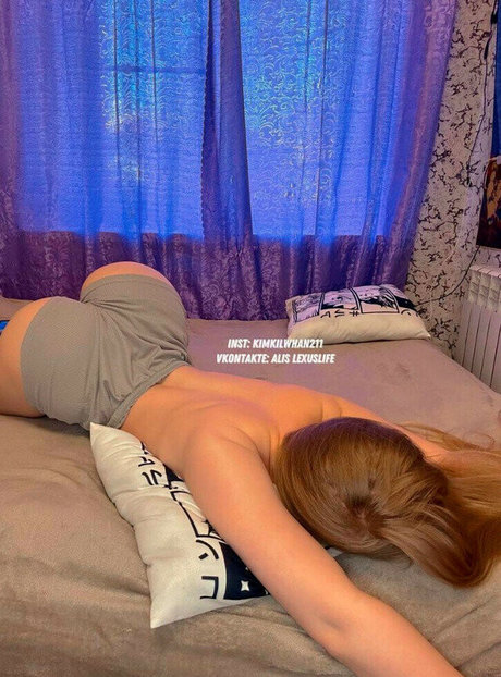 Alesia Samunina hot model archive