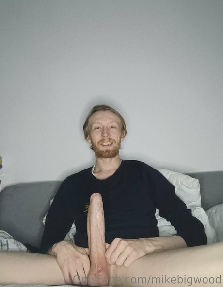 mikebigwood sex model picture