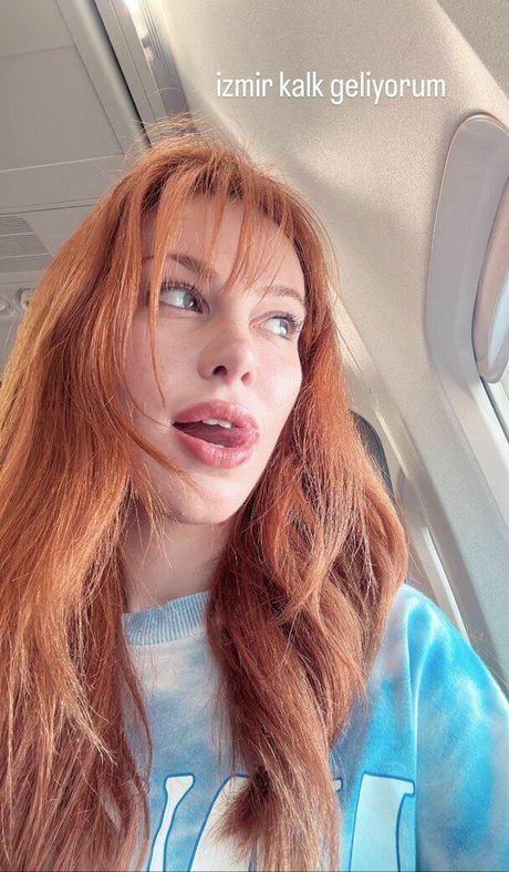 Aysennyuksel art actress photo