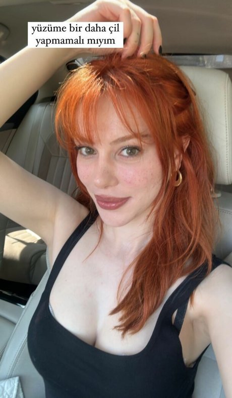 Aysennyuksel erotic pornstar picture