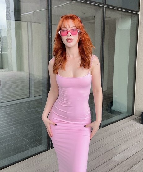 Aysennyuksel pretty model photo