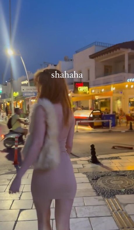 Aysennyuksel pornstar perfect images