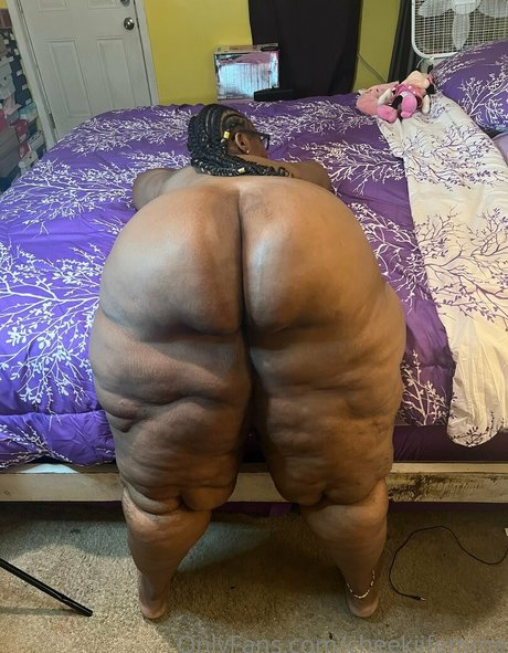 cheekiifemme hot model archive