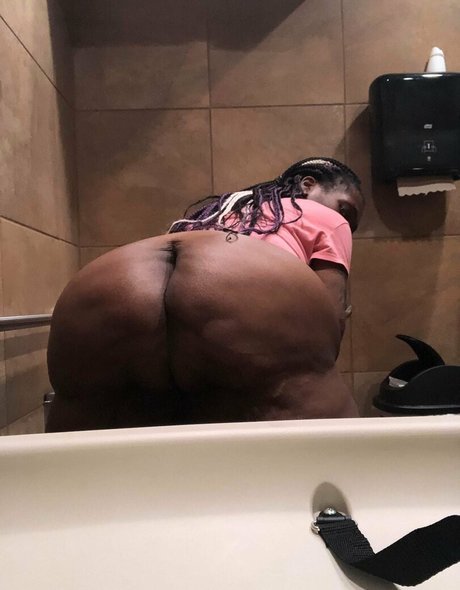 cheekiifemme star free pic