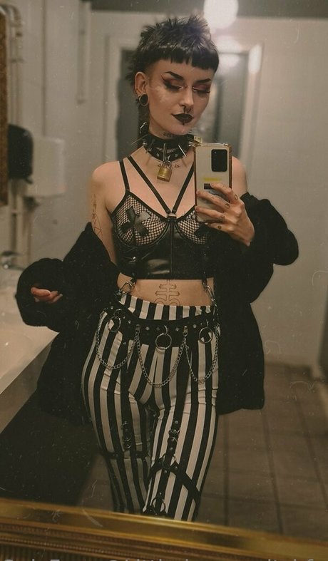 littledemonwitchfree pornstar beautiful photos