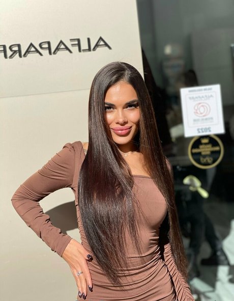 stella marlow model nude photos