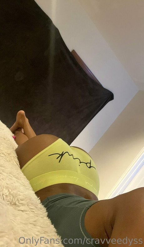 cravveedyss adult model photo