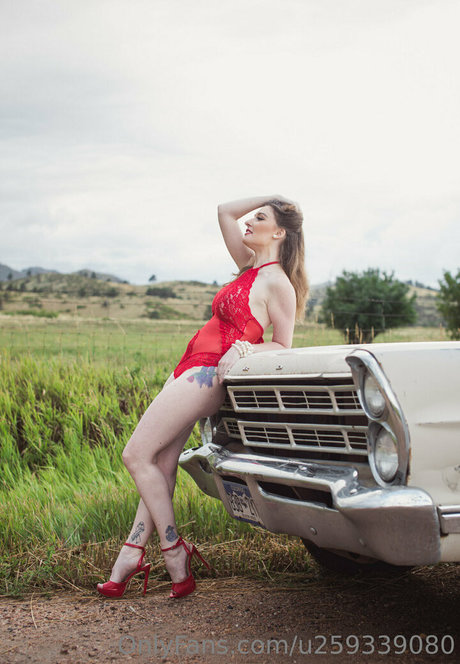 puckbunnyof pornstar nude photo