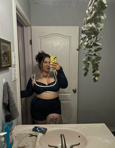 fun4lizzsfw hot star pics