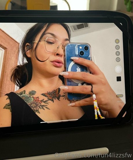 fun4lizzsfw model pornographic gallery