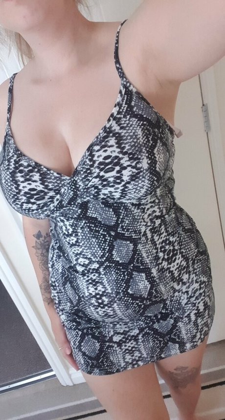 midgetgem95 pornstar free image