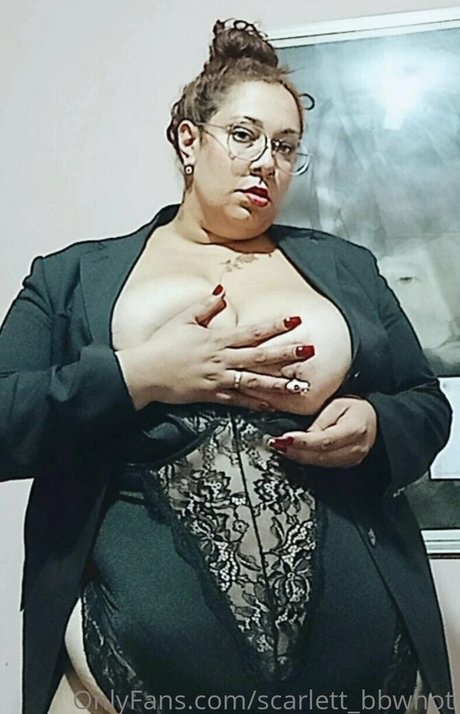 scarlett bbwhot hot star image