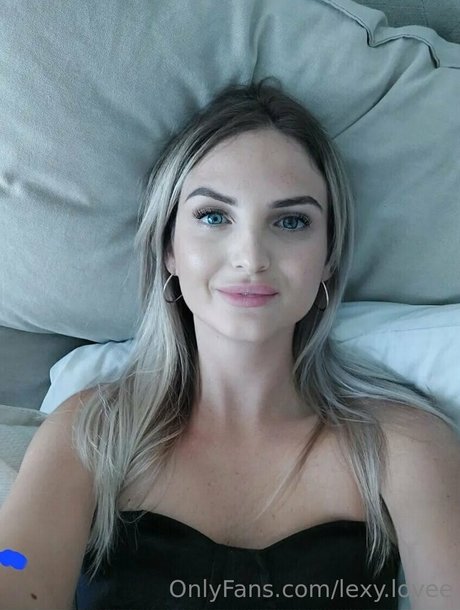 college girl onlyfans free sexy image