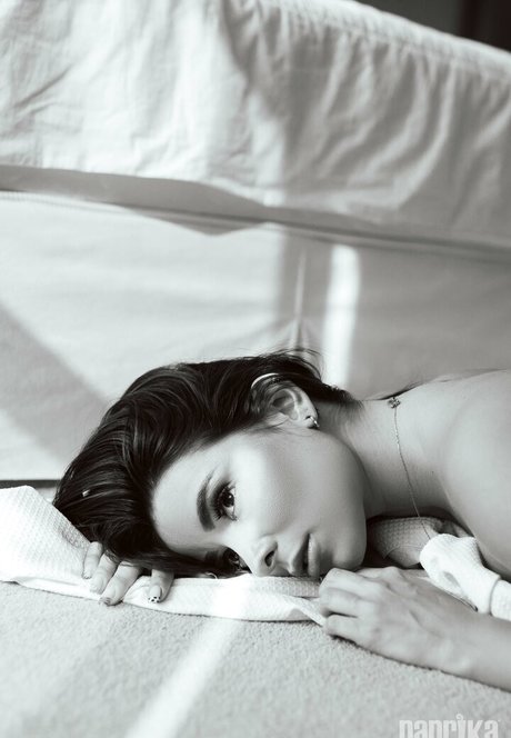 asian shemale onlyfans naked image