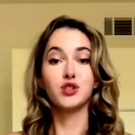 Madeleinecwhite star sexy photos