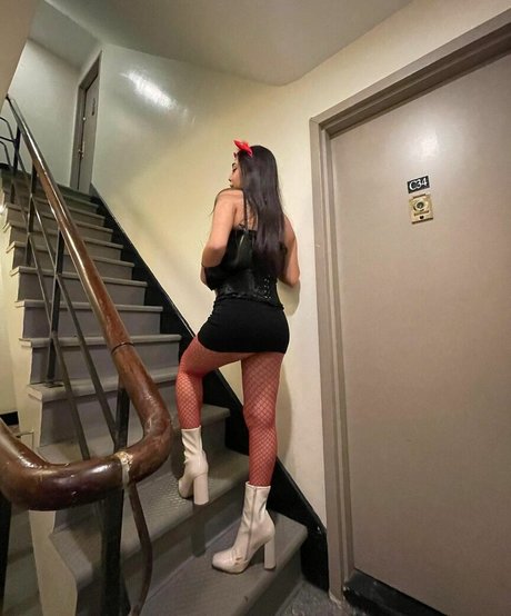 mature slut onlyfans free nude pic