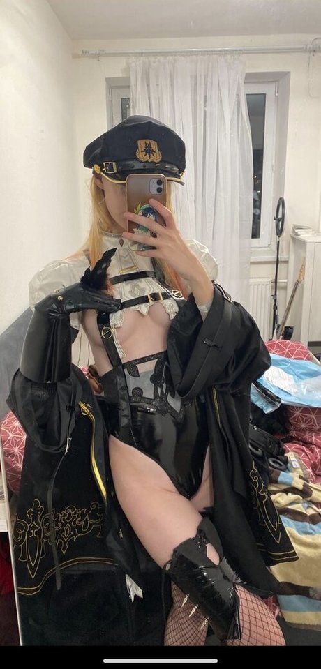 fansly onlyfans naked photos