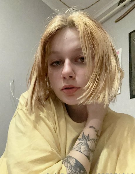 threesome amateur onlyfans hot sexy image