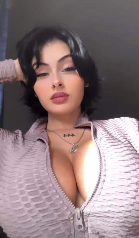 chubby kitty onlyfans nude archive