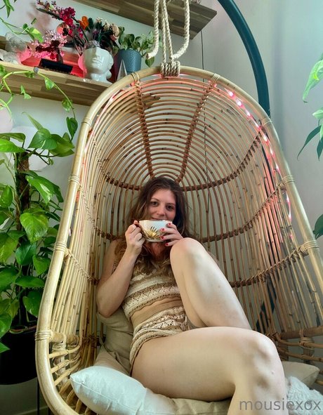 mousiexox pornstar hd picture