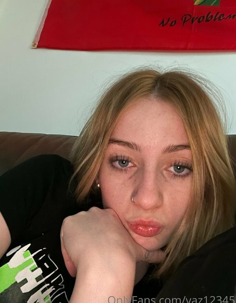 yaz12345 naked model pictures