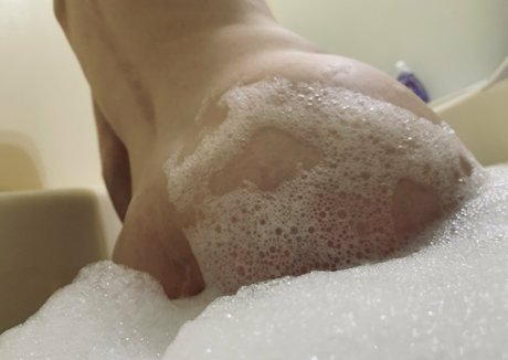 Emma Rouge star free images