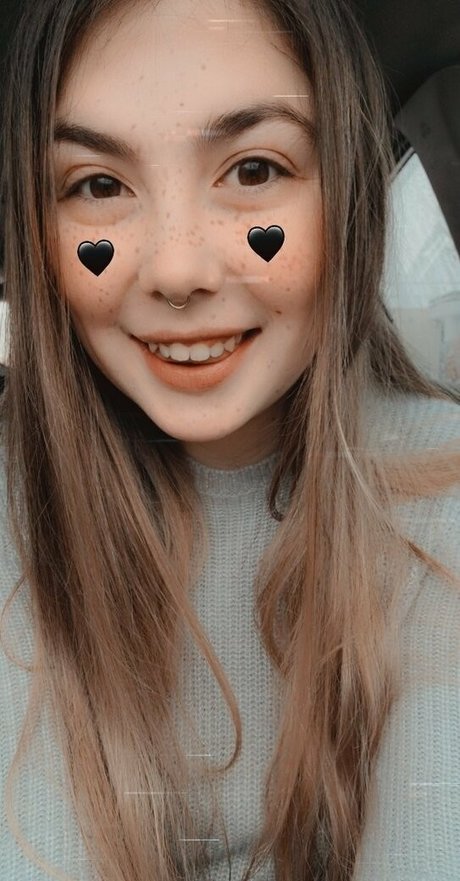 mara elysse hd model pic