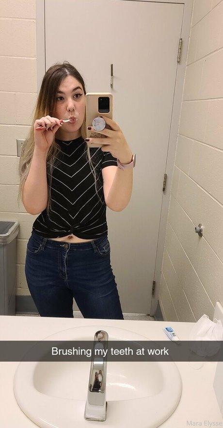 mara elysse star nude pics