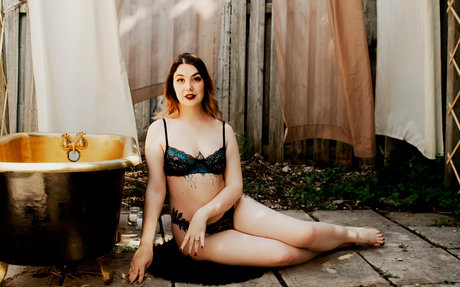 mara elysse star exclusive image