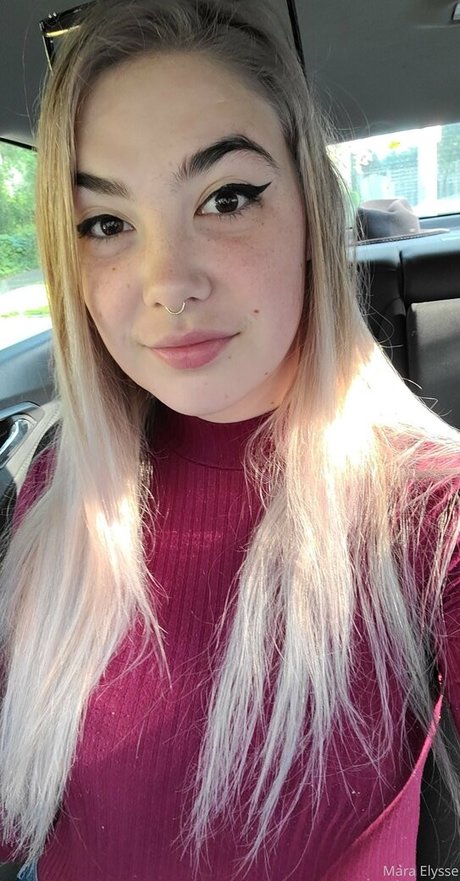 mara elysse free model photo