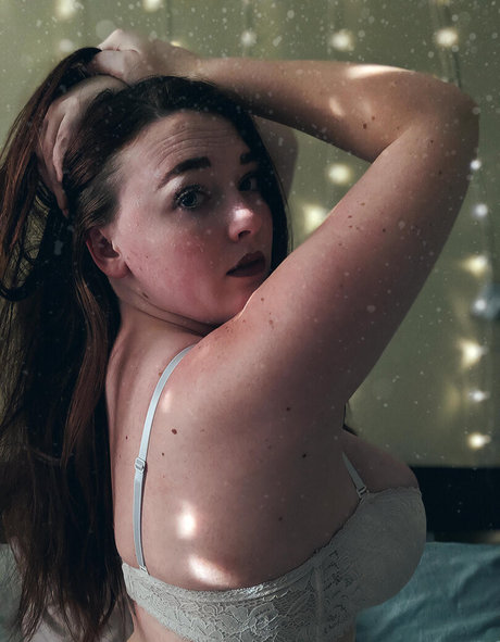 Emily Fox erotic actress gallery