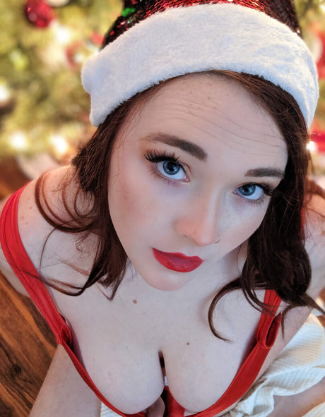 Emily Fox star top img