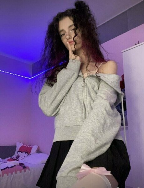 issaa0 model art photo