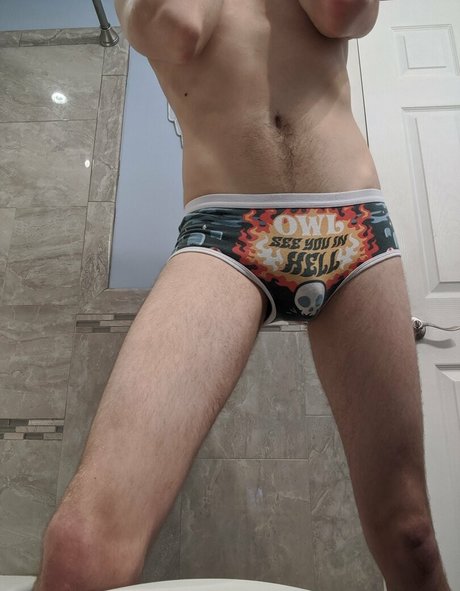 lewdlesse model art photos