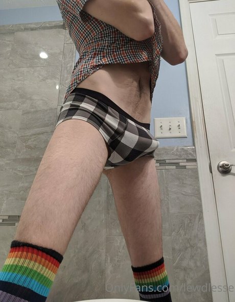 lewdlesse pornstar high quality photos