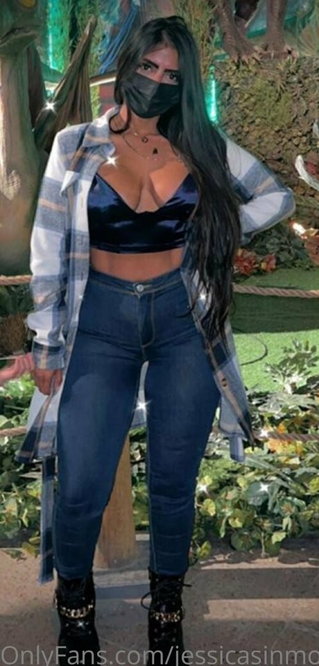 curvyjessy nude pornstar pictures