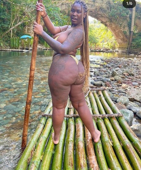 elleblack pornstar nice images