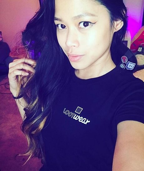 Jonna Mae star pornographic photos