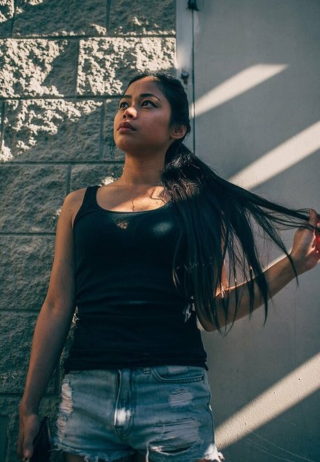 Jonna Mae nudes model gallery