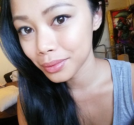 Jonna Mae nudes model img