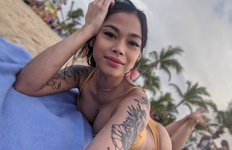 Jonna Mae model pretty pics