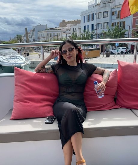 Jonna Mae model best photos