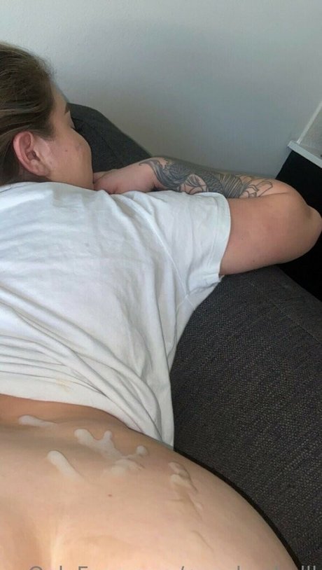 mixhelleeg pornstar nudes gallery