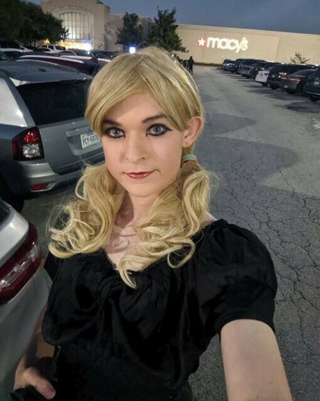 glamour onlyfans adult pictures