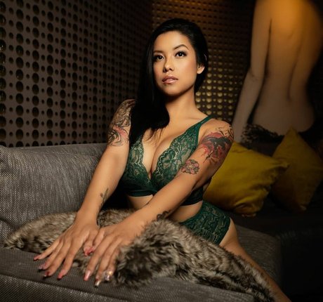 The Filipina Latina nice star pics