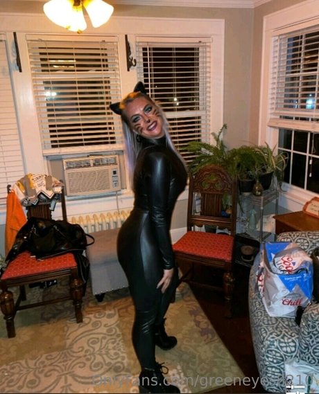 Only yours Profile Photo