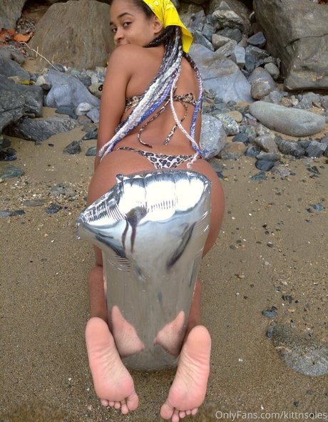 kittnsoles nude star img