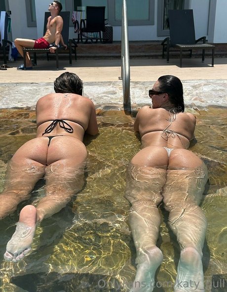 Katy Pull free model archive