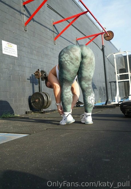 Katy Pull nice actress gallery