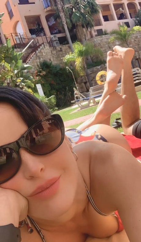 Pettans model hd pic